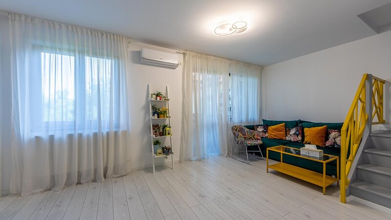 Piata Resita, Berceni, 3 camere renovat total