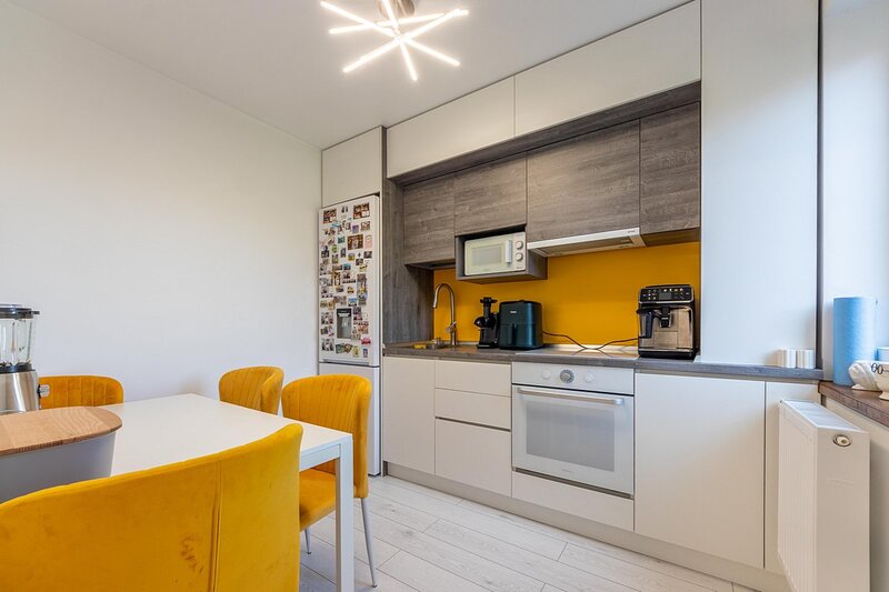 Piata Resita, Berceni, 3 camere renovat total