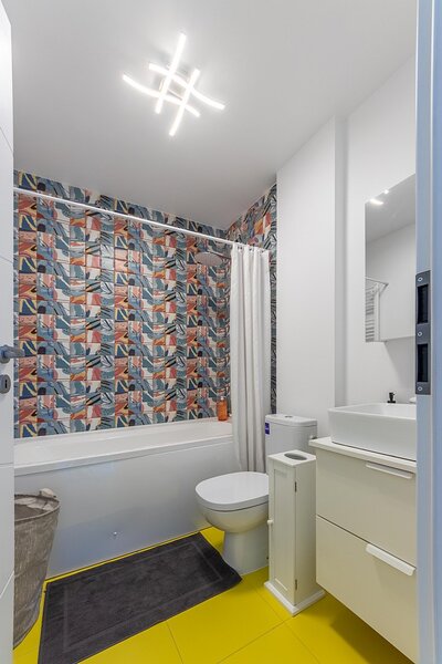 Piata Resita, Berceni, 3 camere renovat total