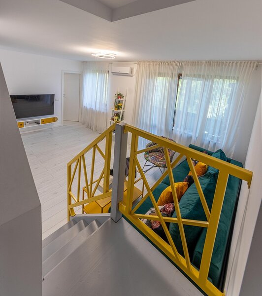 Piata Resita, Berceni, 3 camere renovat total